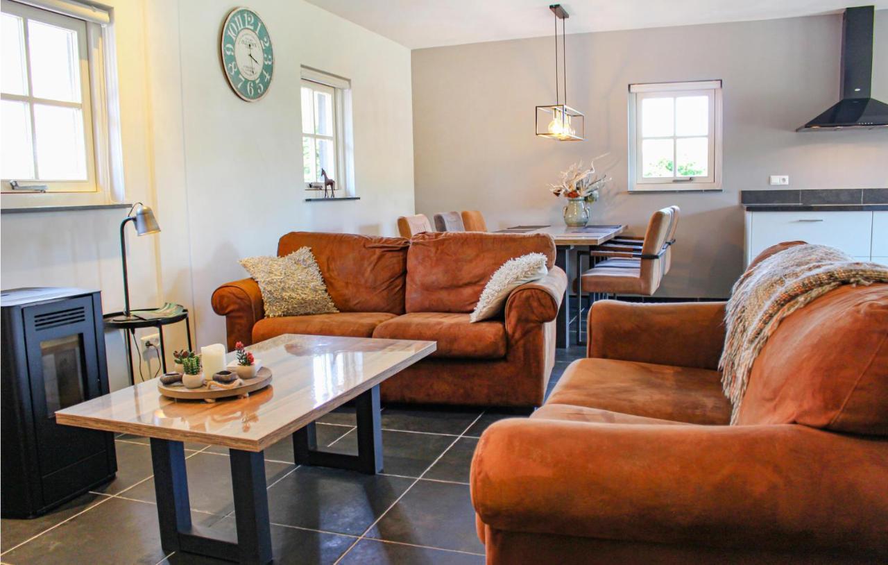 2 Bedroom Awesome Home In Udenhout 외부 사진