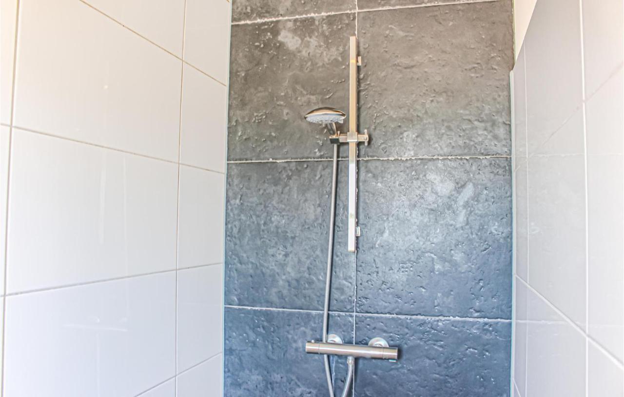 2 Bedroom Awesome Home In Udenhout 외부 사진